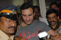 Saif Ali Khan at Colaba Police Station